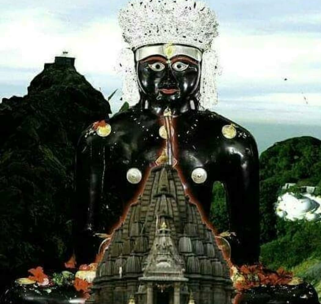 Neminath Bhagwan with Mount Girnar in the background