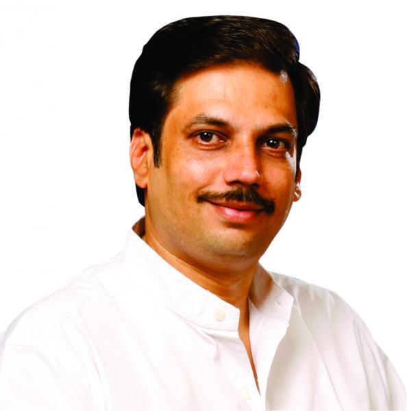 Parag Alavani addressing citizens