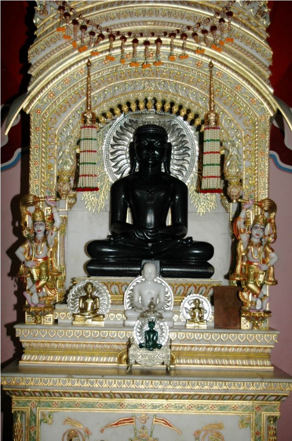Shreyansanath Bhagwan — Eleventh Jain Tirthankara